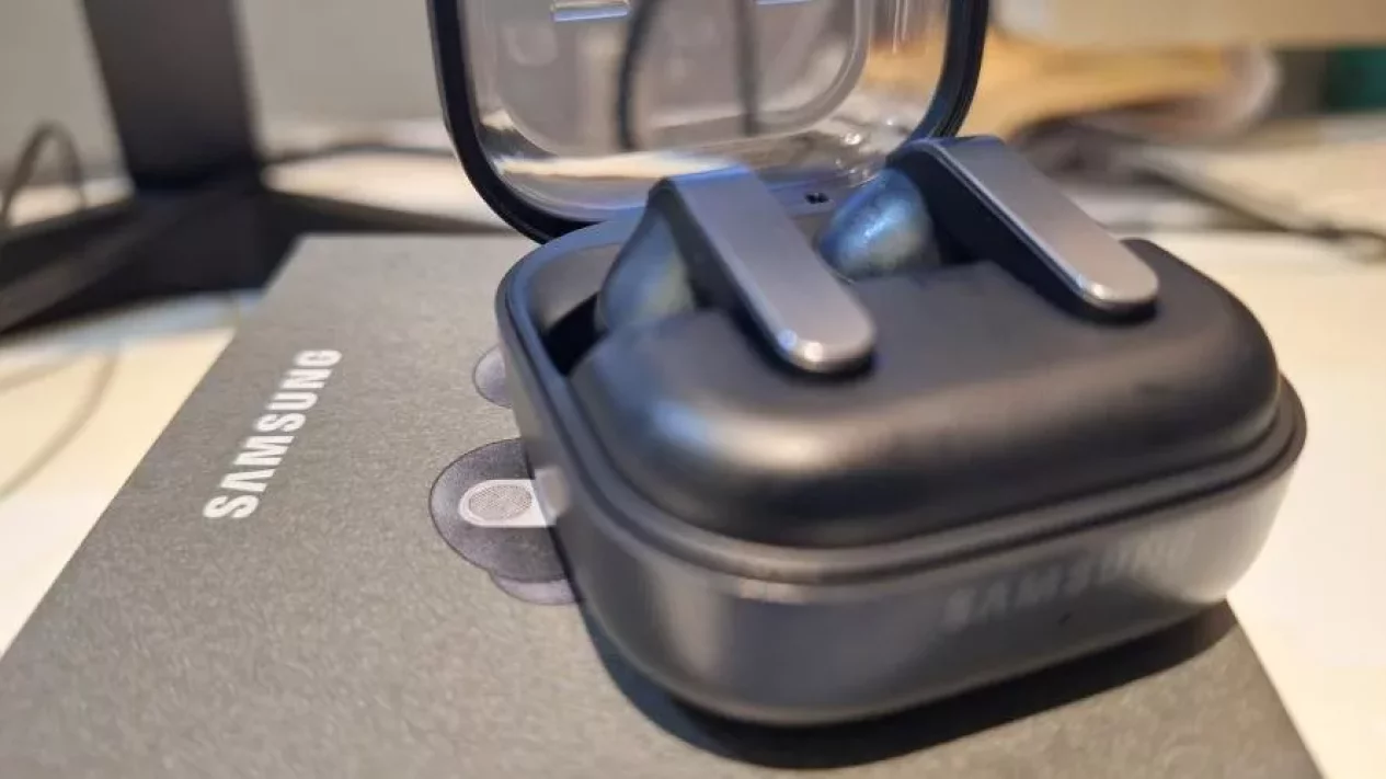 Review Samsung Galaxy Buds 4 Pro: Sulit Ditandingi, Terutama untuk User Samsung