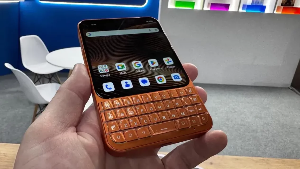 Smartphone Android Keyboard QWERTY Unihertz Titan 2 Elite Rilis
