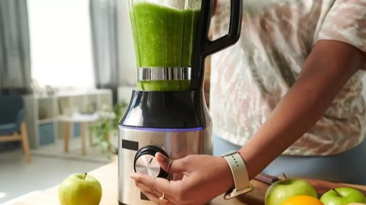 Blender Kuat untuk Usaha Minuman 2026: Anti Macet &amp; Awet
