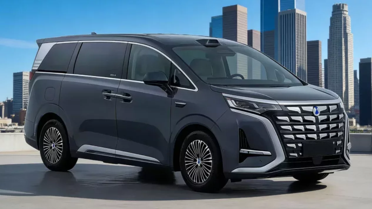 MPV Listrik Denza D9 Facelift 2026 Meluncur, Jarak Tempuh 800 KM