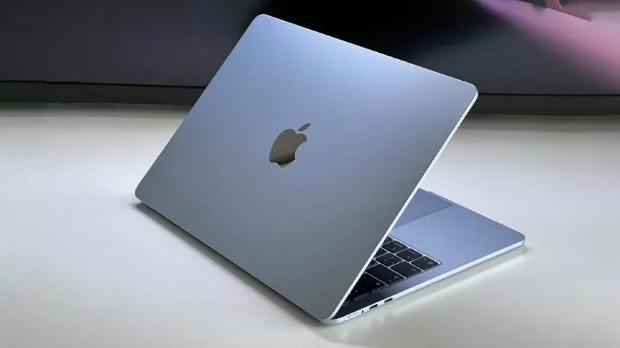 Merek Laptop Paling Susah Diperbaiki, Apple dan Lenovo Terendah