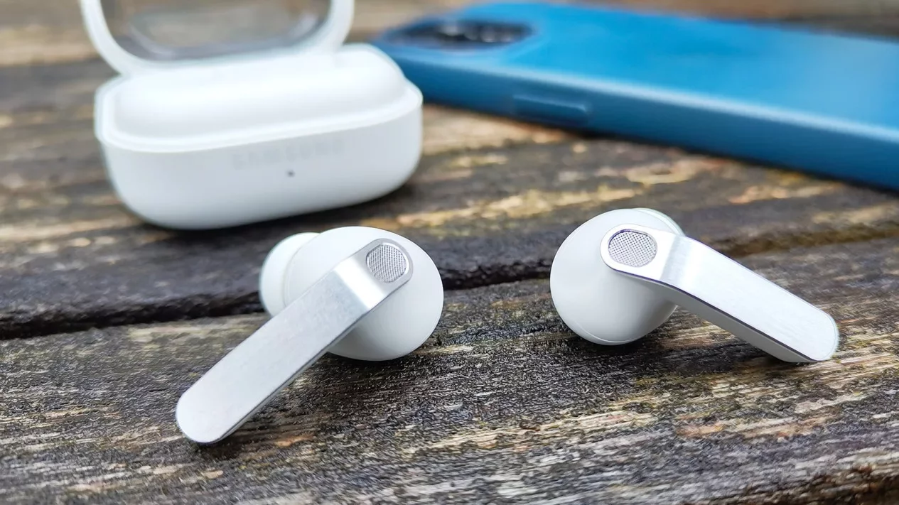 Review Samsung Galaxy Buds4 Pro: TWS Mewah Seharga Rp4 Juta