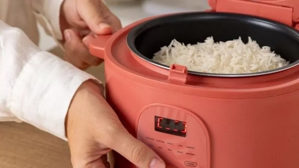 Rice Cooker Anti Basi Terbaik 2026: Nasi Pulen Mulai 250 Ribu