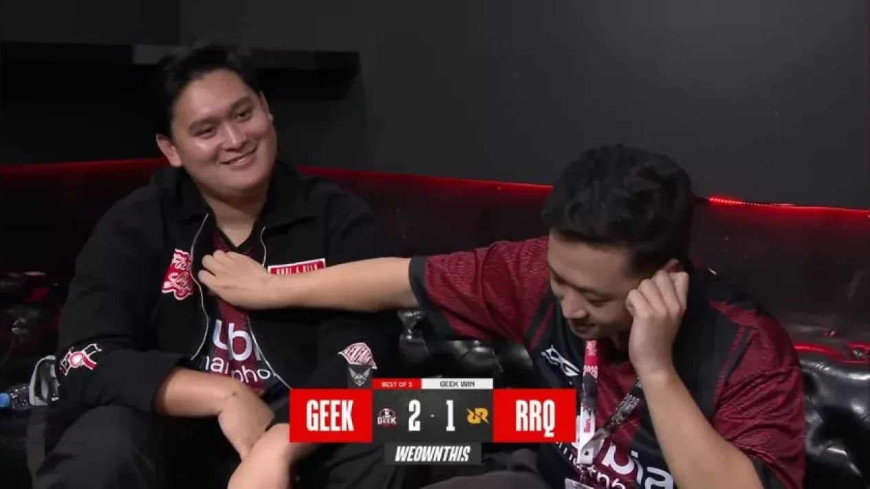 Geek Fam vs RRQ MPL ID S17: Geek Libas Sang Raja 2-1