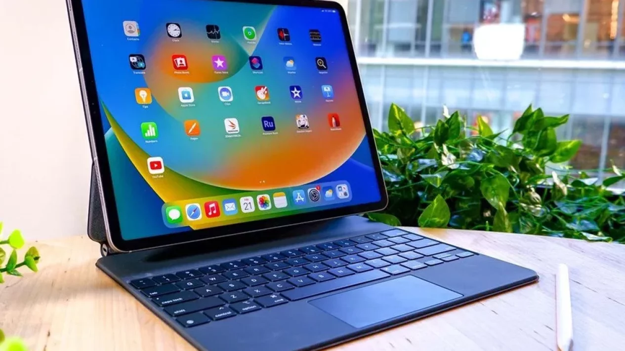 Tablet Desain Interior Terbaik 2026: iPad Pro Hingga Surface