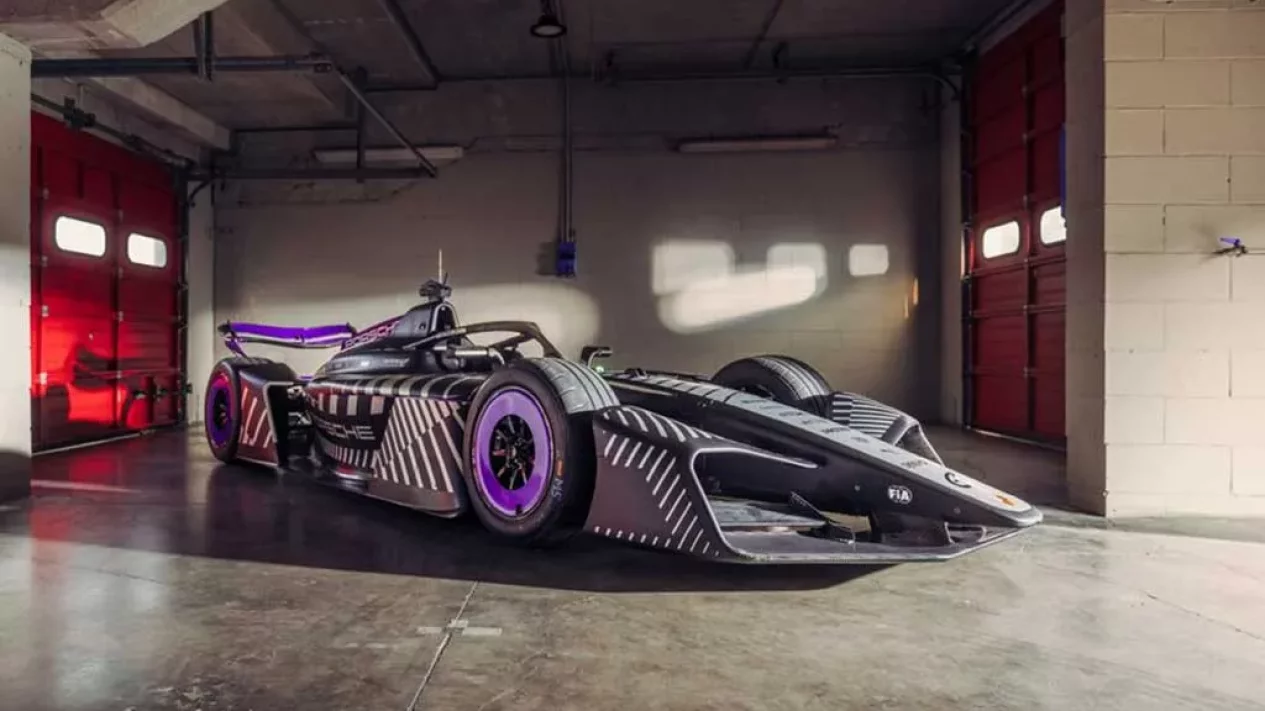 Mobil Balap Porsche 975 RSE: Senjata Baru di Formula E GEN4