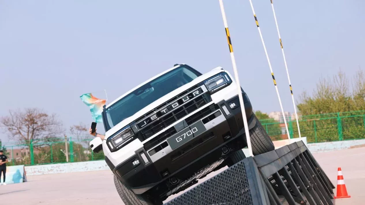 Jetour G700 dan T2 i-DM Unjuk Gigi di Medan Off-Road Ekstrem