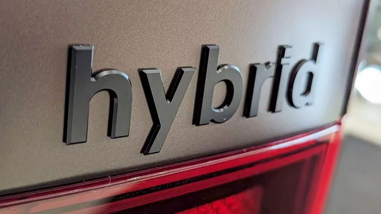 Mobil Hybrid Murah 200 Jutaan Terbaru 2024, Cek Pilihannya!