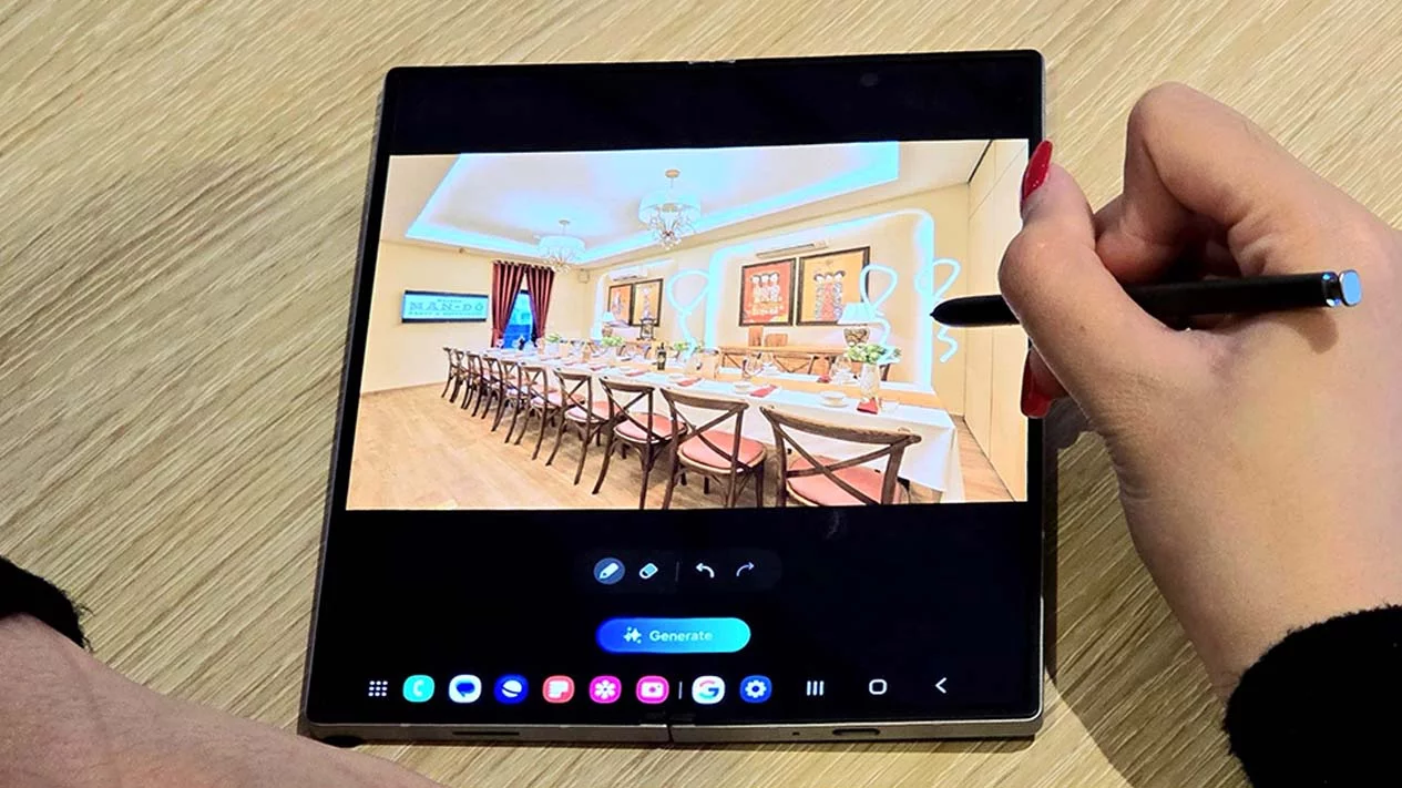 Buat Acara Akhir Tahun Sukses dengan Sketch to Image di Galaxy Z Fold6