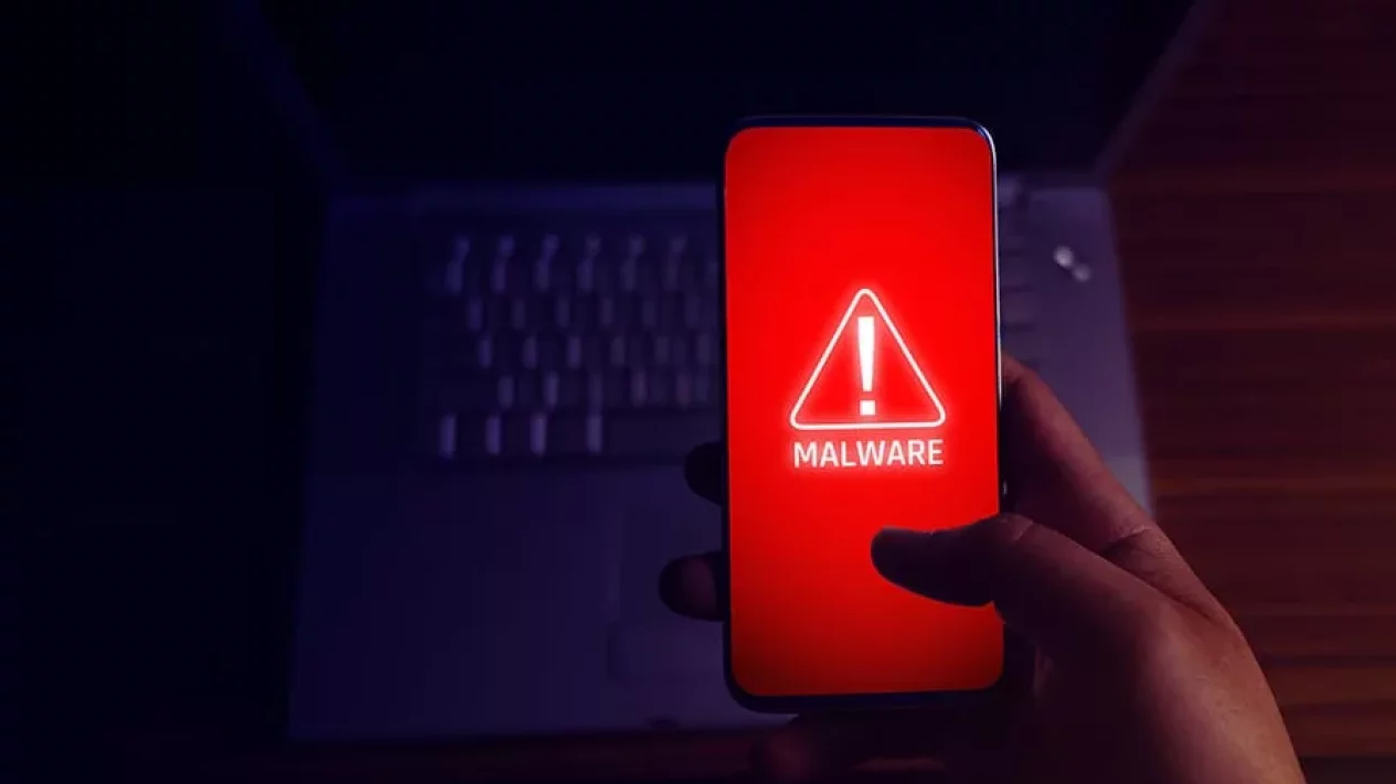 12 Tanda HP Terkena Virus dan Cara Mengatasinya