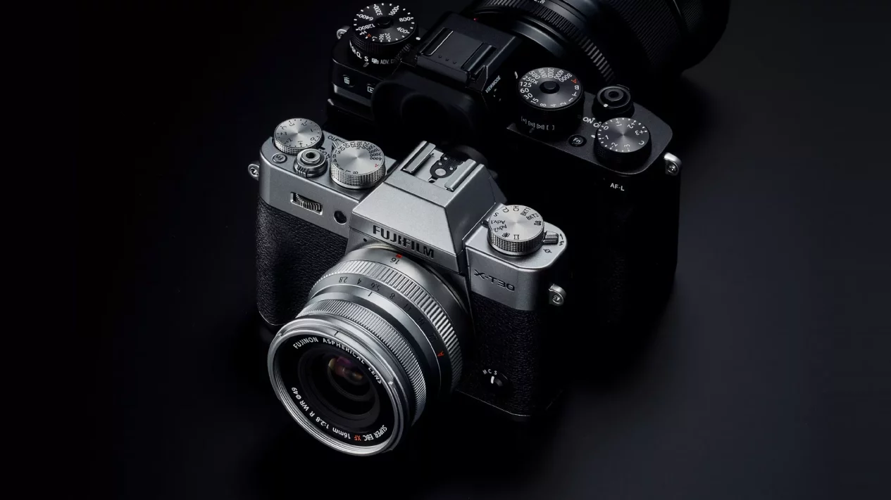 7 Rekomendasi Kamera Mirrorless Terbaik 2025, Autofokus Cepat dan Hasil Tajam!