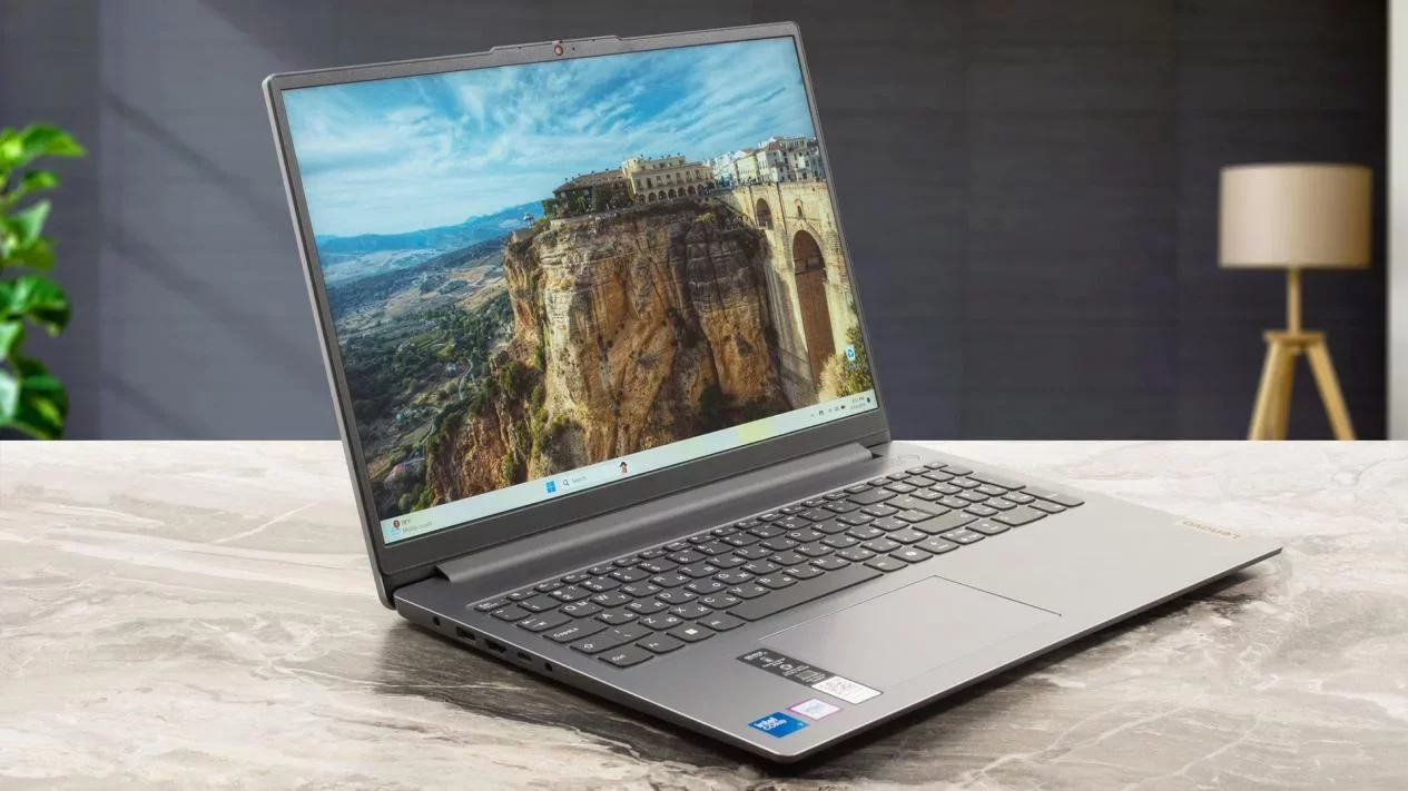 5 Laptop Terbaik untuk Guru dan Dosen: Solusi Harga 5-6 Jutaan!