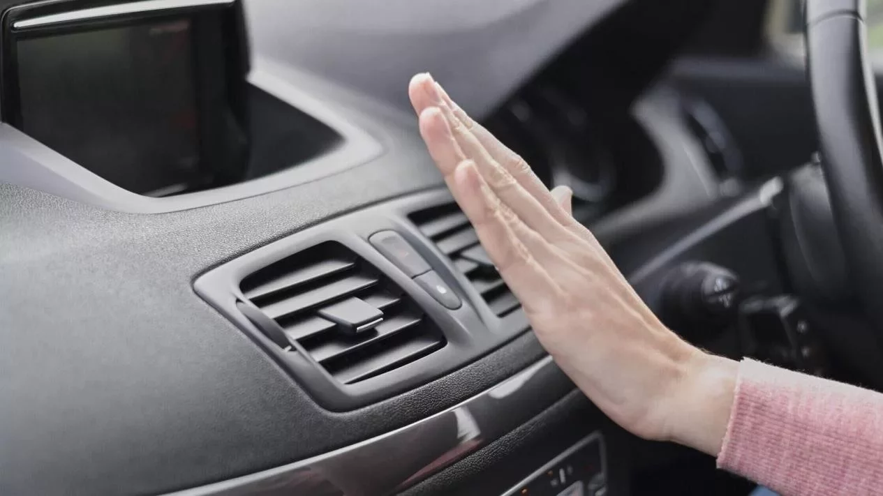 AC Mobil Tidak Dingin? Kenali 12 Penyebab dan Solusinya