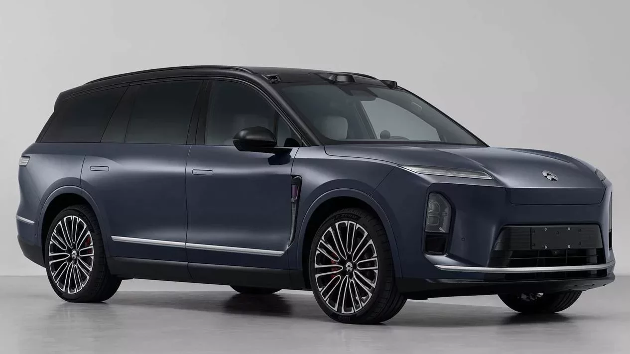 NIO ES8 2026 SUV Listrik Premium Hadir Lebih Mewah, Performa 700 HP dan Isi Baterai Kilat