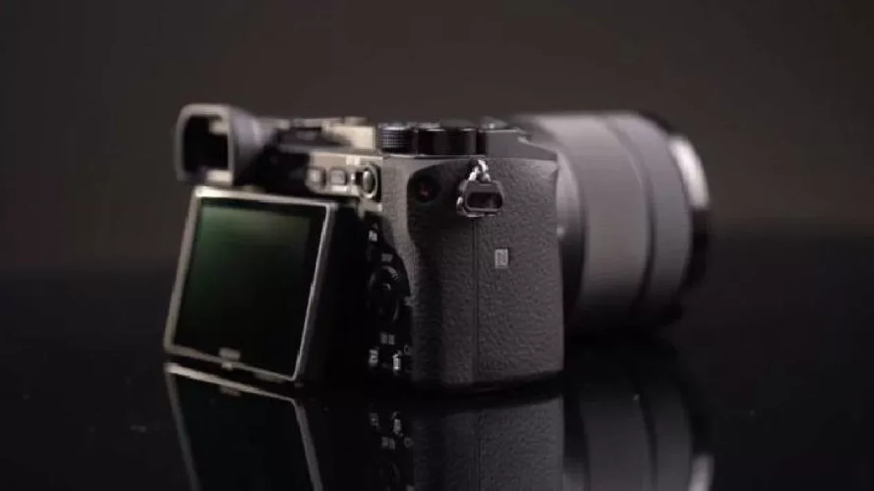 Rekomendasi 10 Kamera Mirrorless Terbaik 2025, Bikin Hasil Foto dan Video Setara Profesional