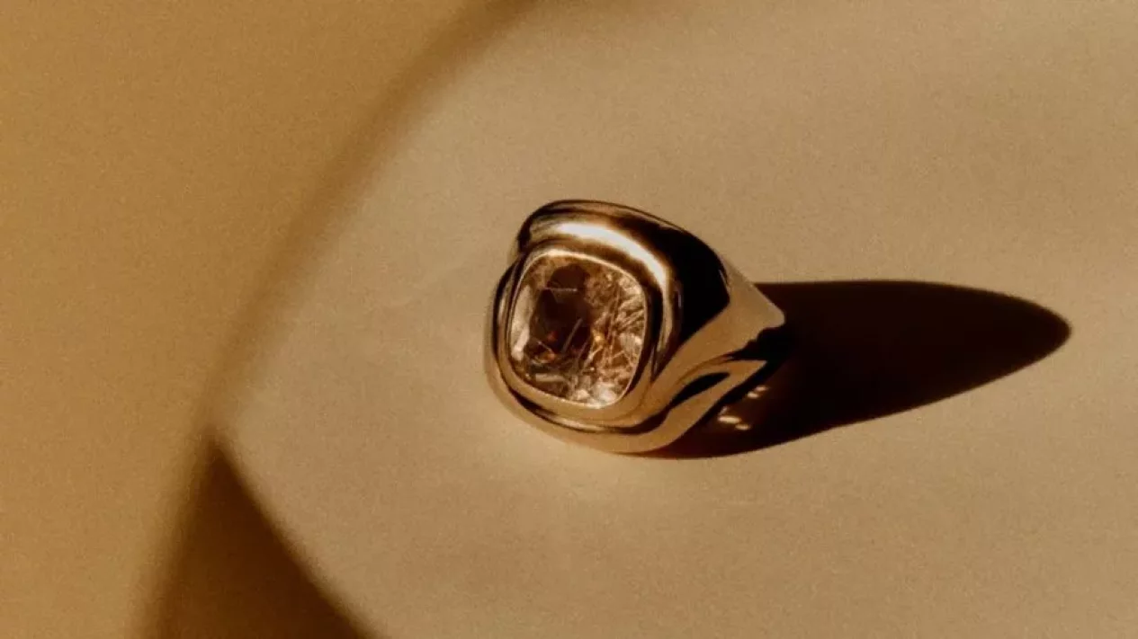 7 Fakta Mengejutkan Penghargaan Cincin Emas Instagram: Centang Biru Minggir!
