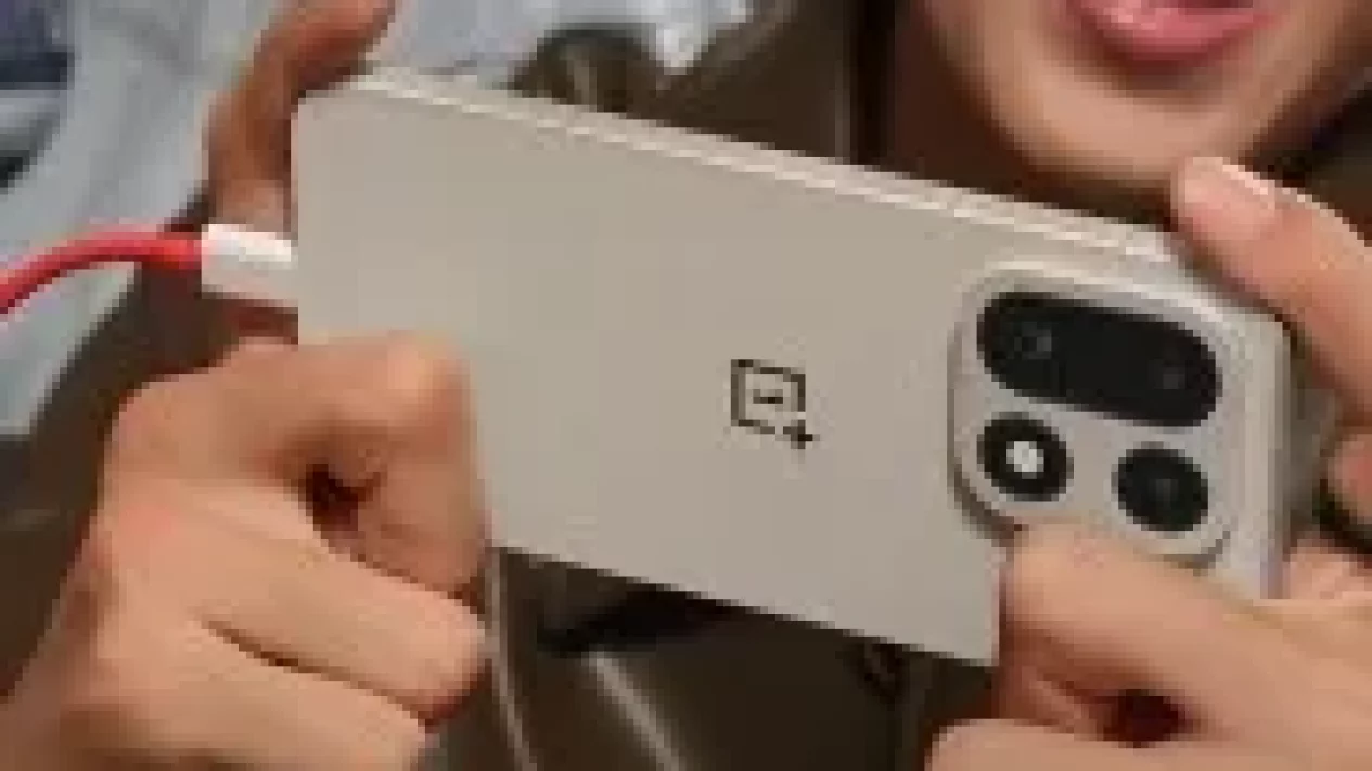Mengapa 15 Juta Pengguna Menanti: 3 Rahasia Teknologi Glacier OnePlus 15