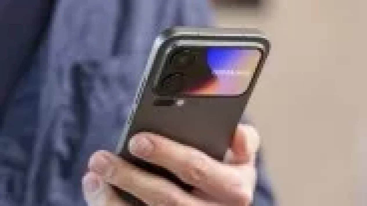 5 Alasan Kenaikan Harga Smartphone 2025: Dampak Chip AI Menggila!