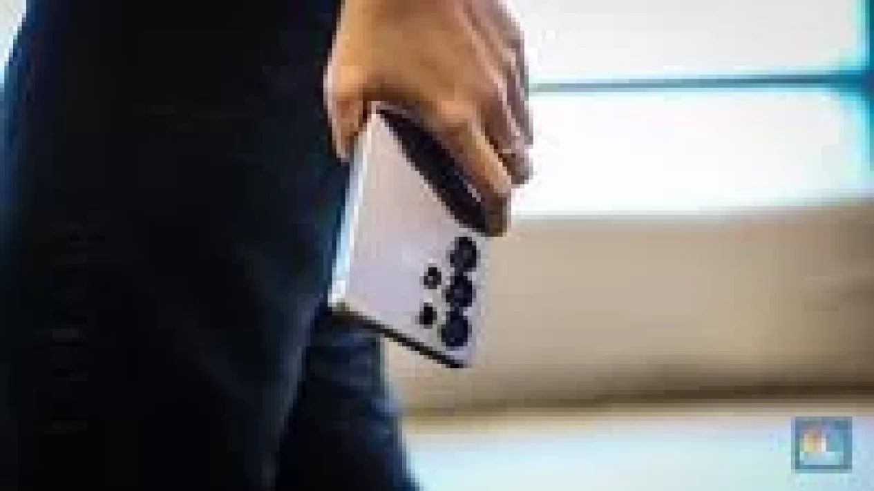 7 Hacks Google Gemini di Galaxy S25, Bikin Gaya Kece di Acara Kantor