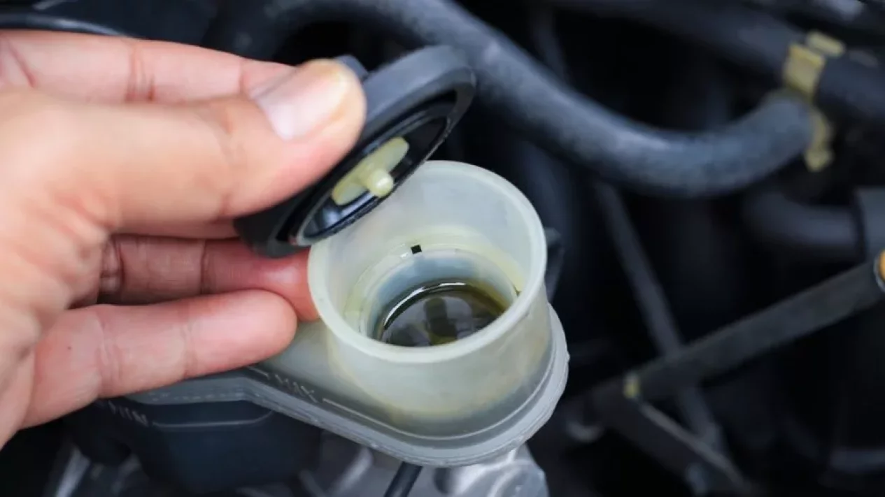 Ciri Oli Power Steering Harus Diganti Agar Setir Tetap Enteng