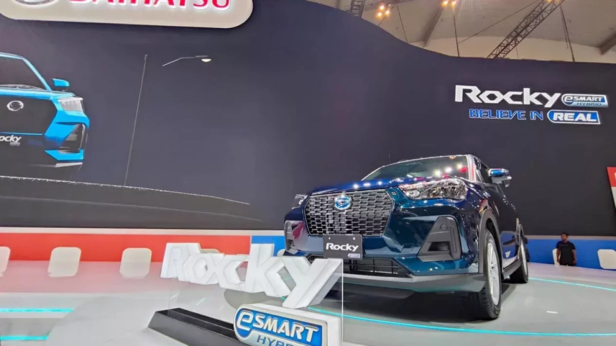 Konsumsi BBM Daihatsu Rocky Hybrid Tembus 47 Km/Liter!