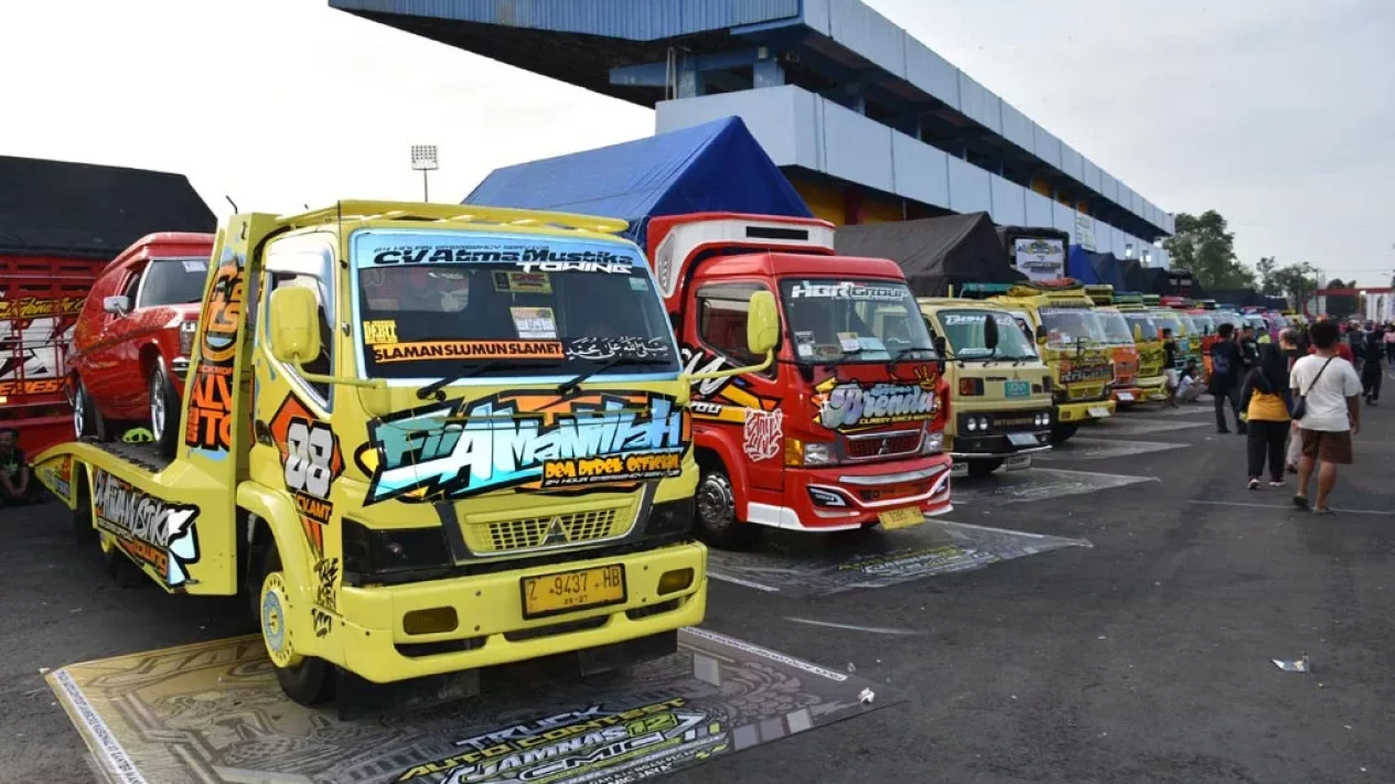 Pentingnya Perawatan Kendaraan Logistik Demi Efisiensi Bisnis