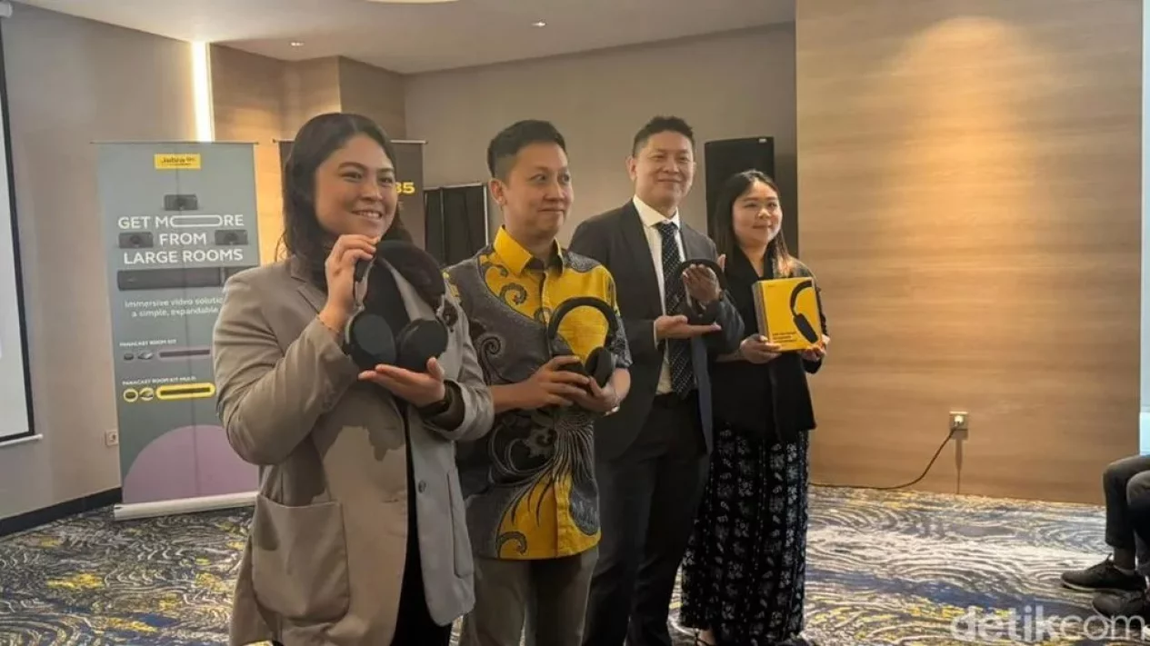 Headset AI Jabra Evolve3 Resmi Meluncur di Indonesia