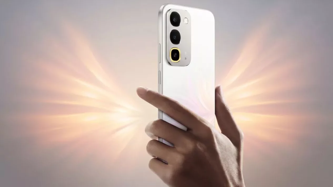 Realme C100 Series Indonesia Segera Rilis, Bawa Desain Mewah