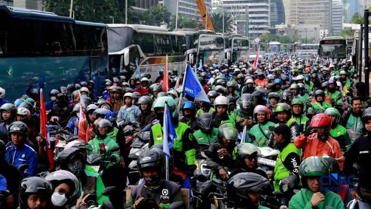 Gaji Driver Ojol China Kini Setara UMR, RI Bisa Tiru?