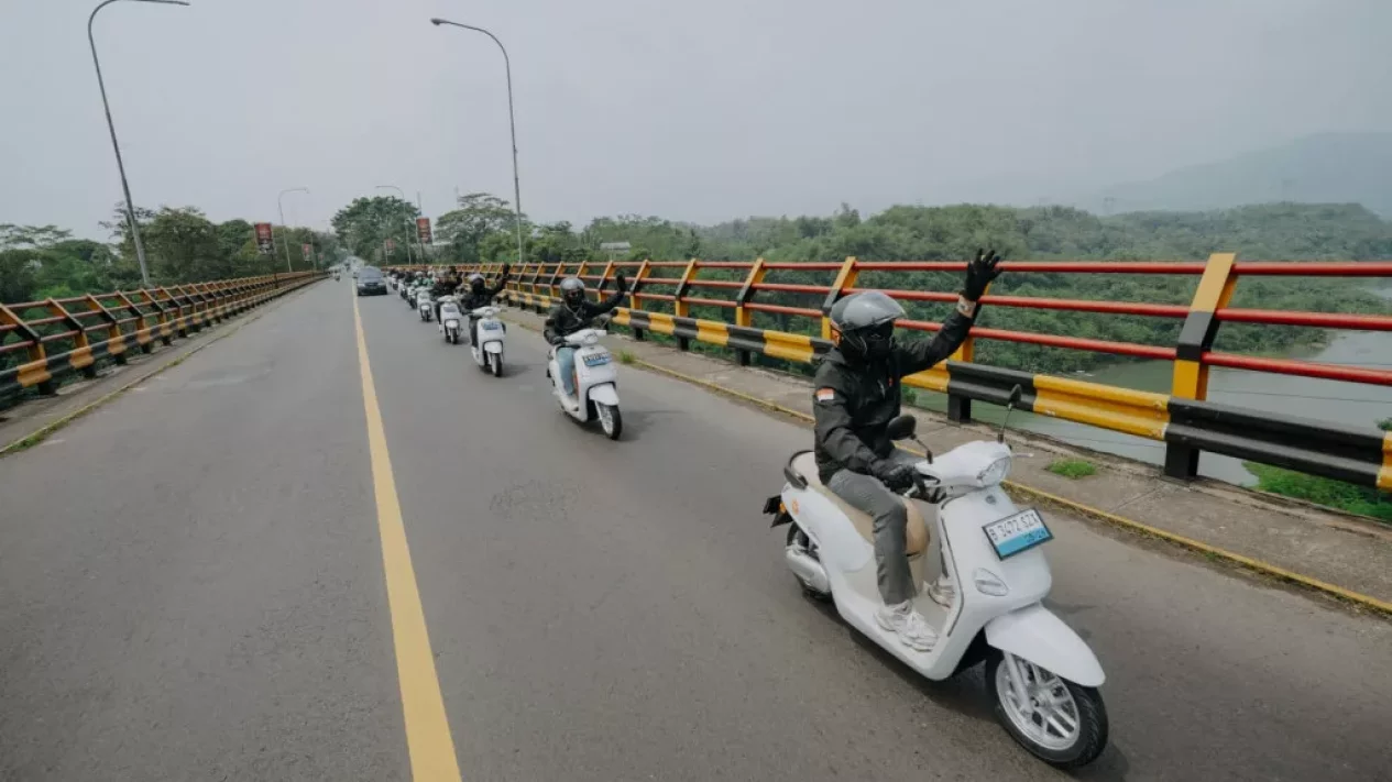 Motor Listrik Jarak Jauh Yadea Tembus 150 KM Sekali Cas