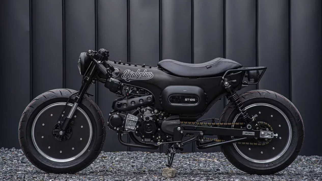 Modifikasi Honda Dax ST125 Bergaya Café Racer Garapan K-Speed