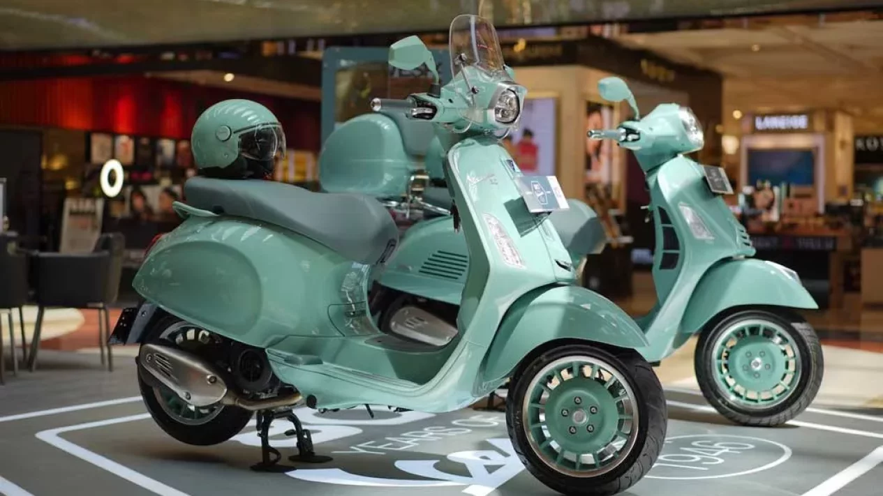 Harga Vespa Sean Wotherspoon Bekas Melambung Tinggi