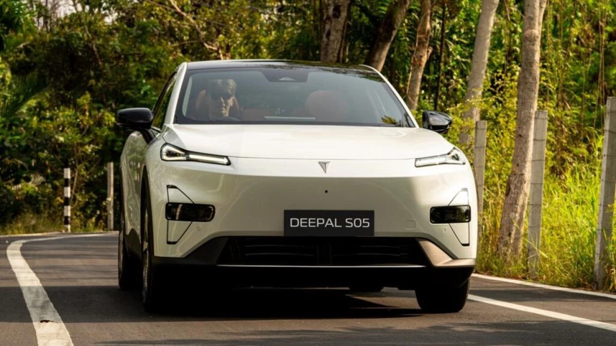Deepal S05 Menggebrak Indonesia, Ada BEV dan REEV Mulai Rp509 Juta
