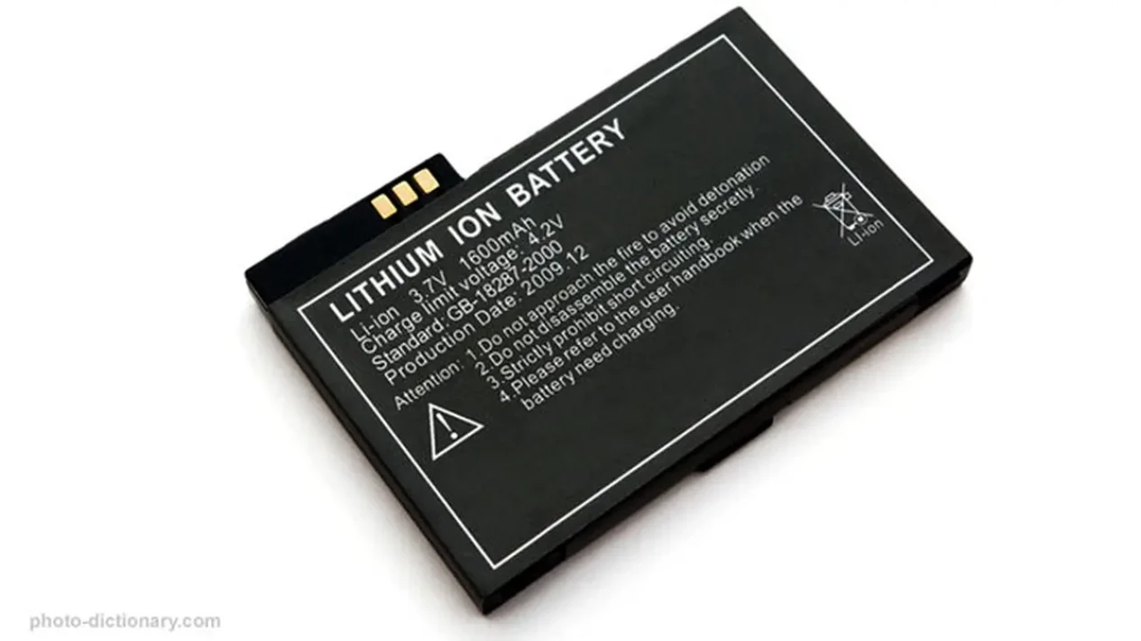 HP Terbakar atau Meledak? Kenali Bahaya Baterai Lithium-Ion dan Thermal Runaway